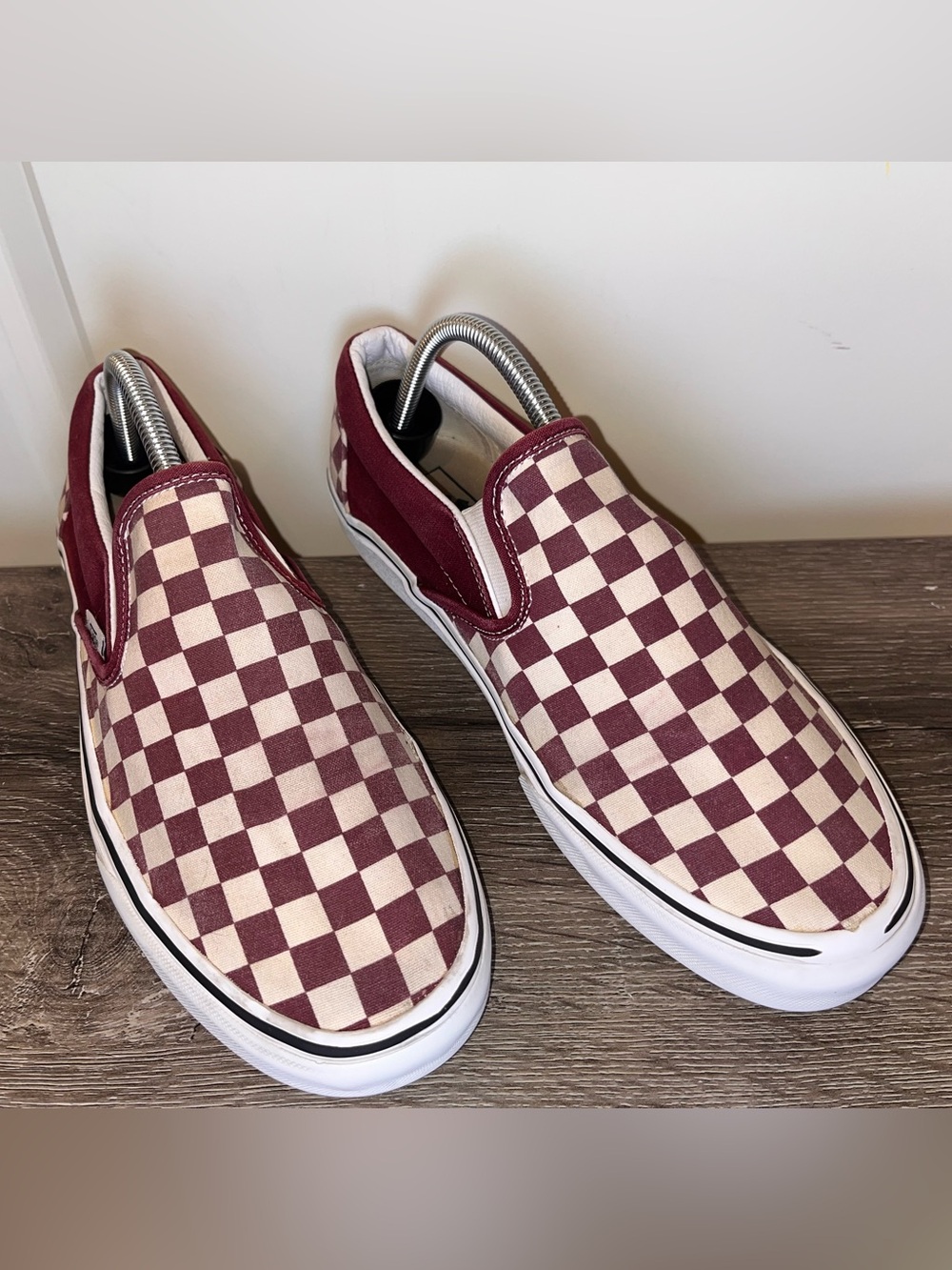 Vans Slip On Red White Checkered Shoes Unisex Men size 10